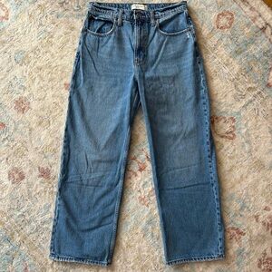 Abercrombie & Fitch The Loose High Rise Jeans, size 28/6s